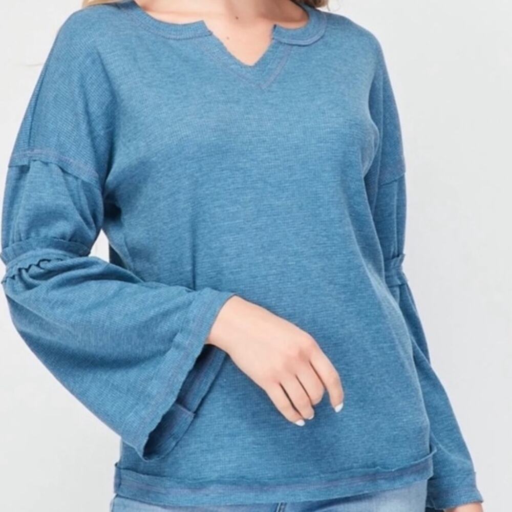 Baea Thermal Blue V Neck Long Flare Sleeve, S, NWT